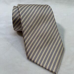 Geoffrey Beene GB Mens Tie long 100% silk hand made Cream Blue Diagonal Striped